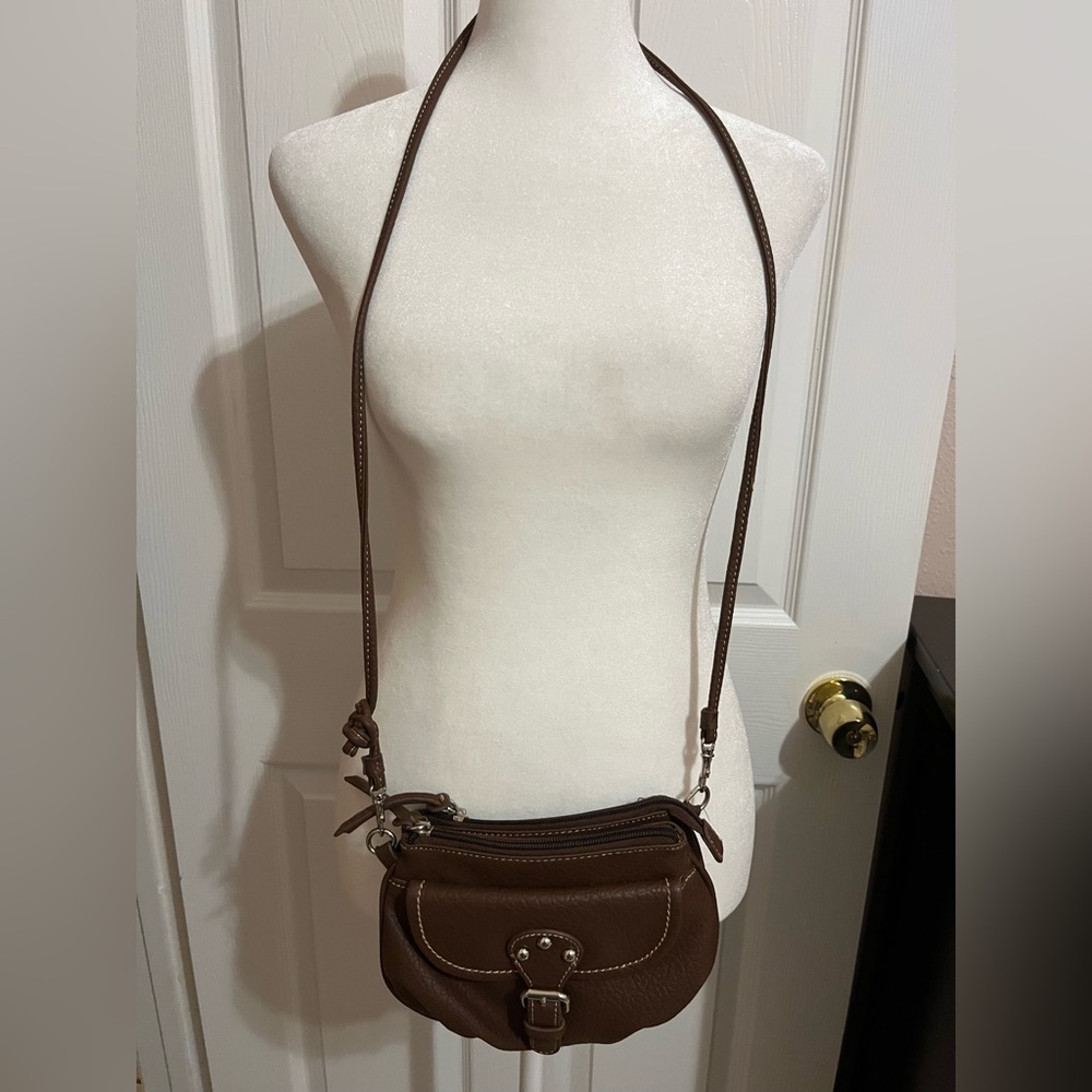 Brown Leather Crossbody Bag (30) Kelly &Katie